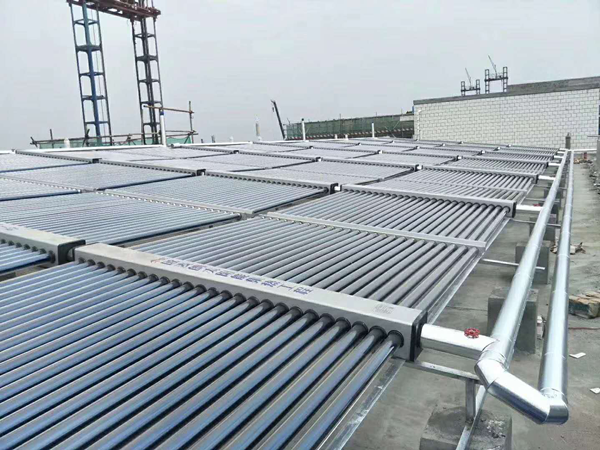 常壓太陽能+承壓水箱系統