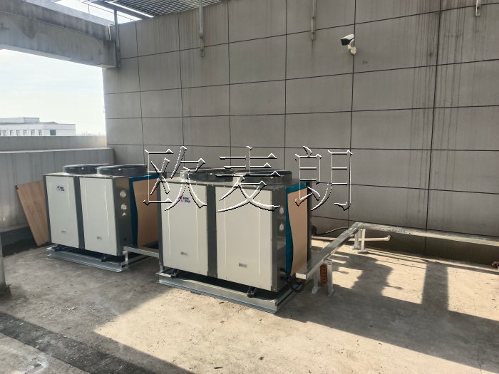 無(wú)錫某工廠宿舍熱水